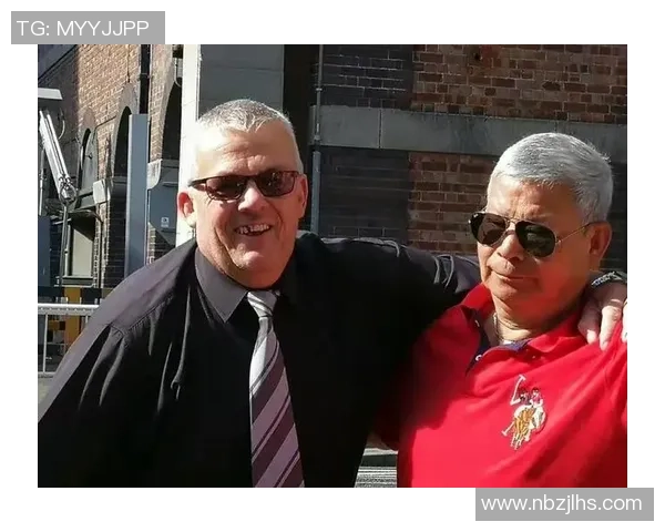 足球明星独白高清图集展现他们的内心世界与职业生涯的真实瞬间 足球明星独白高清图集展现他们的内心世界与职业生涯的真实瞬间